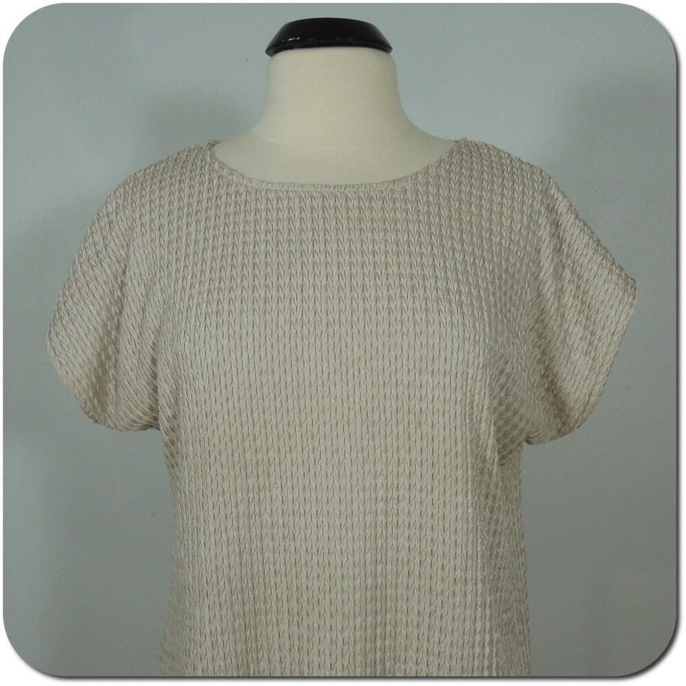 JESSICA MICHELLE Woman's Textured Beige Top